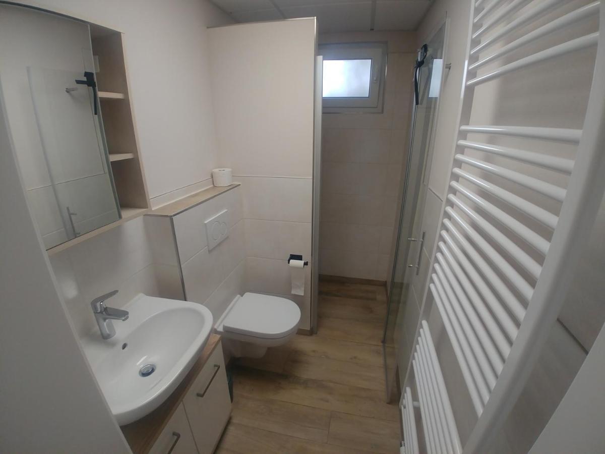 Monteur- Und Ferienwohnung Gemmer 52Qm Herold Exteriér fotografie